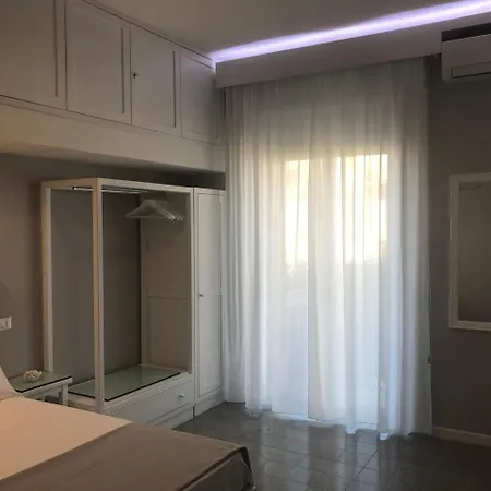 Residenza Corallina 4* 特罗佩阿